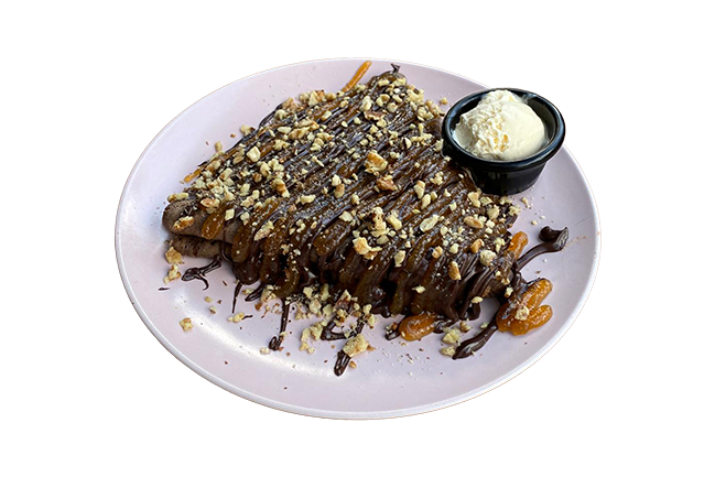 Činka Saher (čoko činka) - crna čokolada, orasi, džem od kajsije, sladoled